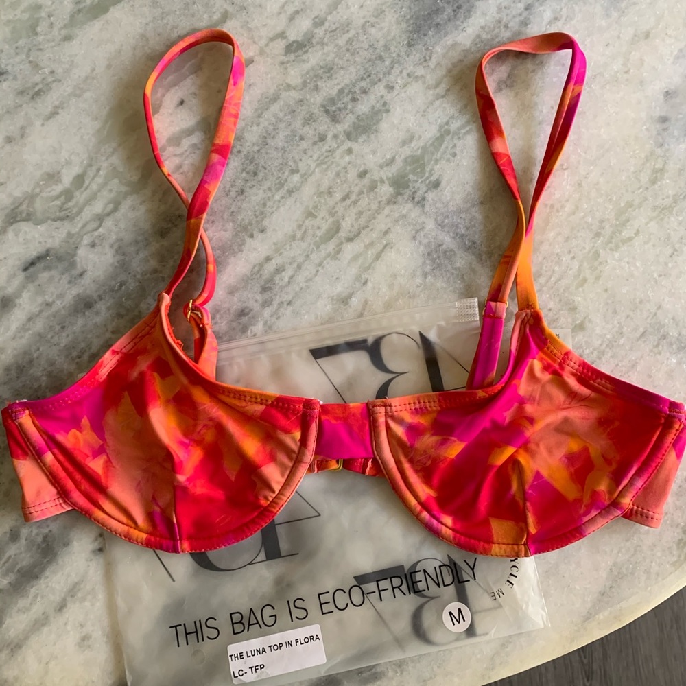 437 Swim Luna Top Flora Print